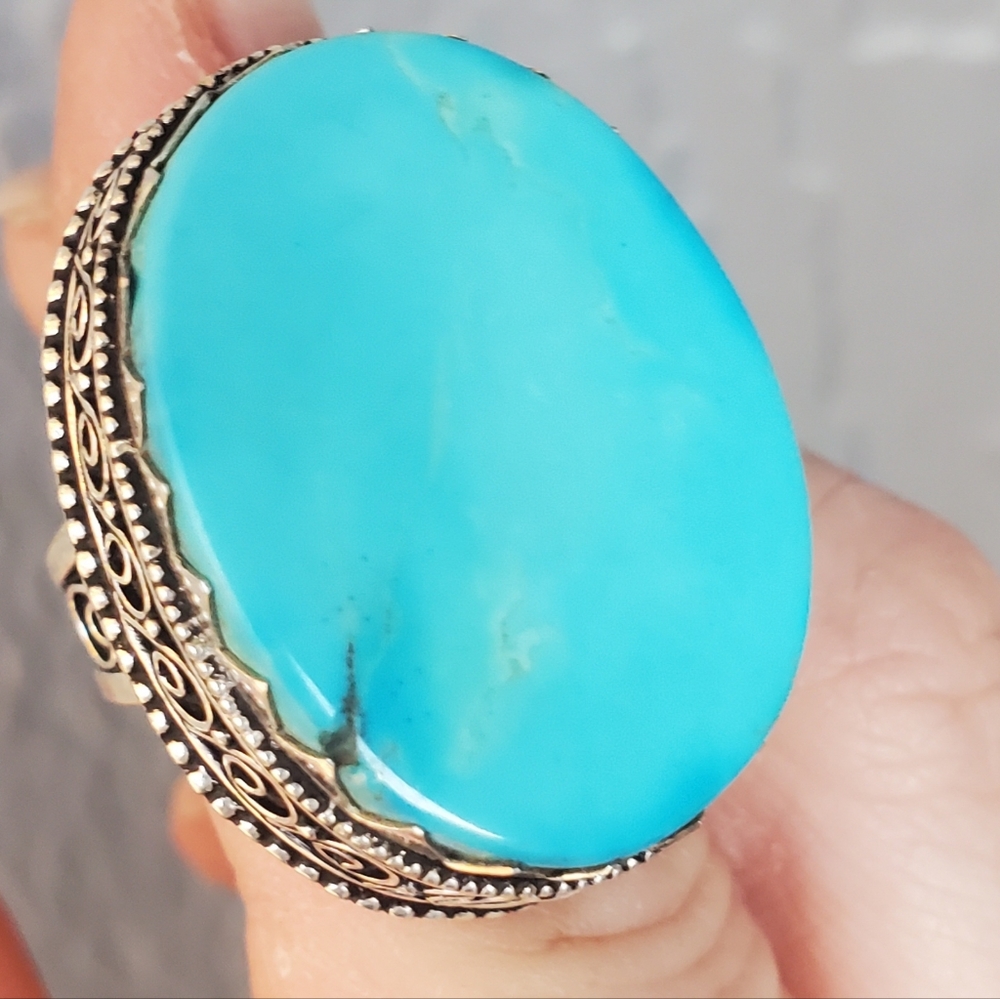 New Oversized Howlite 925 Silver Ring.